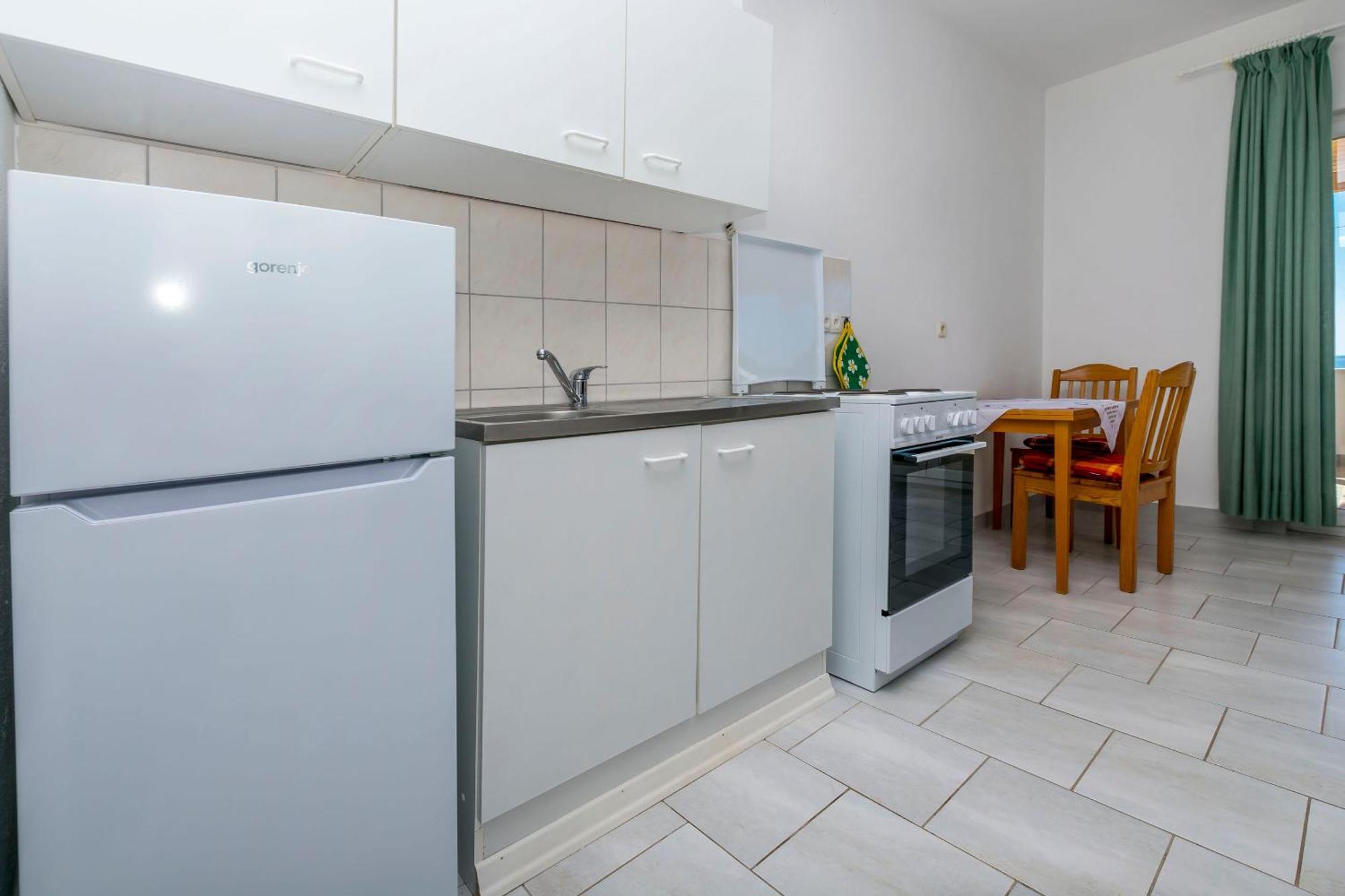 Apartments Barica Примоштен Экстерьер фото